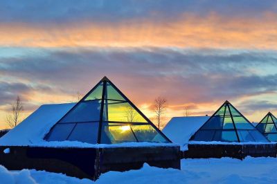 winter pyramid windows get inspired